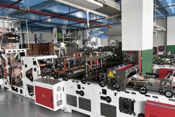 plastic-bag-making-machine-workshop